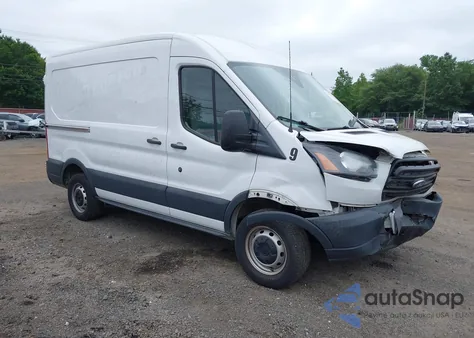 2018 Ford Transit-250 z USA, uszkodzony, nr VIN 1FTYR1CMXJKA72164